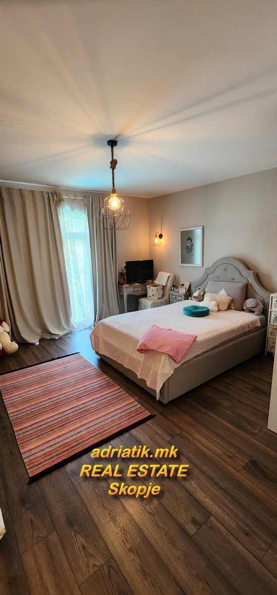 Property image 100